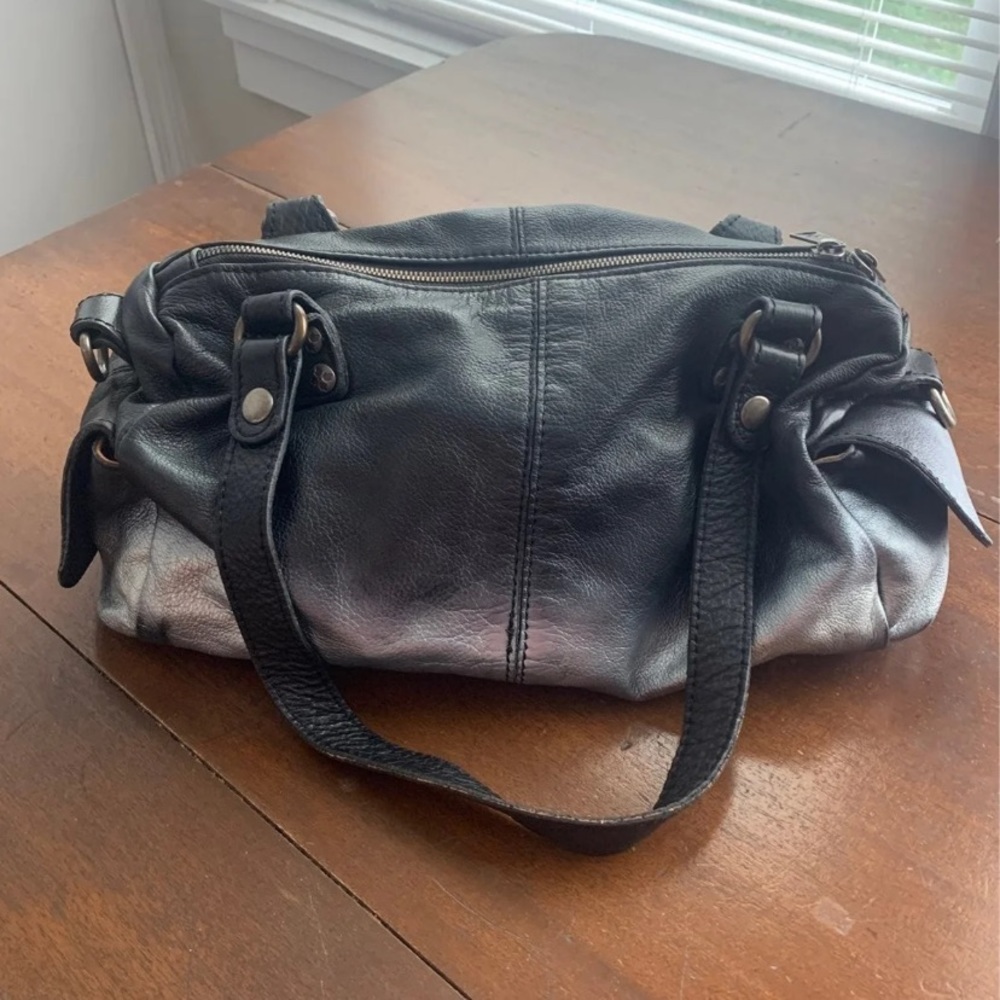 Patricia Nash Ombré barrel bag